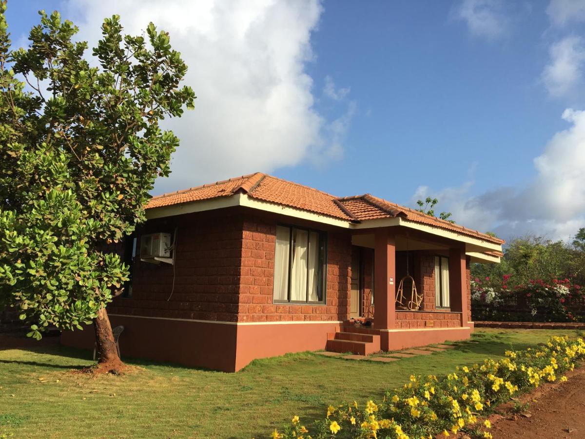 Regenta Resort Mango Village Guhagar Kudān Exteriér fotografie