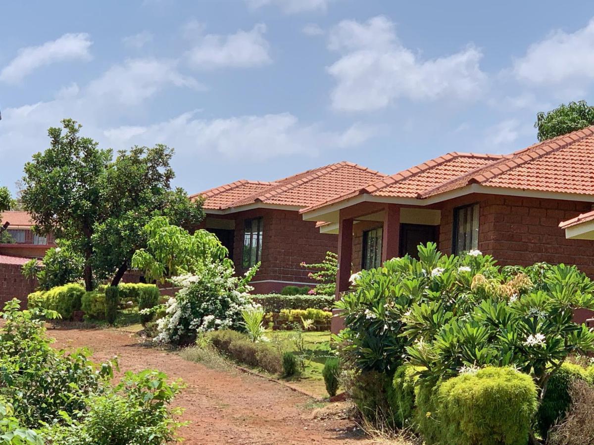 Regenta Resort Mango Village Guhagar Kudān Exteriér fotografie