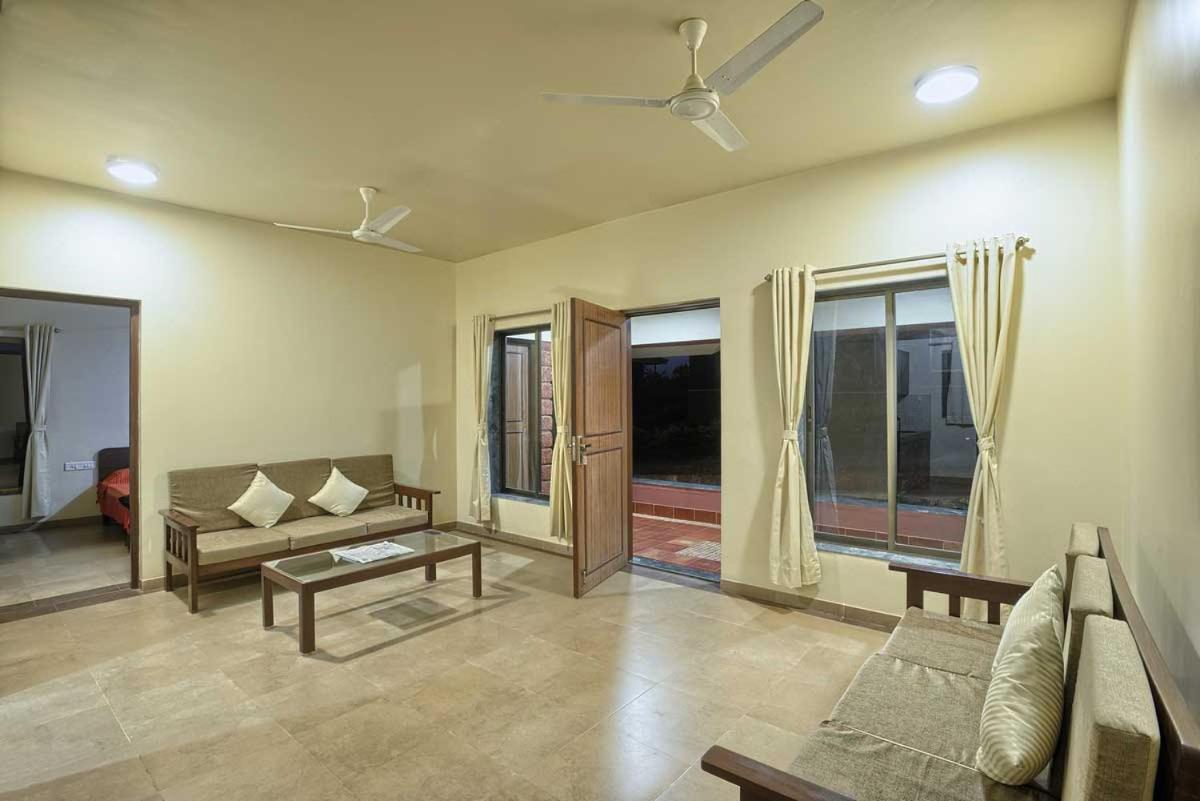Regenta Resort Mango Village Guhagar Kudān Exteriér fotografie